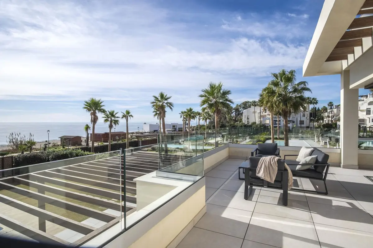 R5004337 - 4 Dormitorio Villa en Estepona, Málaga R5004337 - 4 Dormitorio Villa en Estepona, Málaga